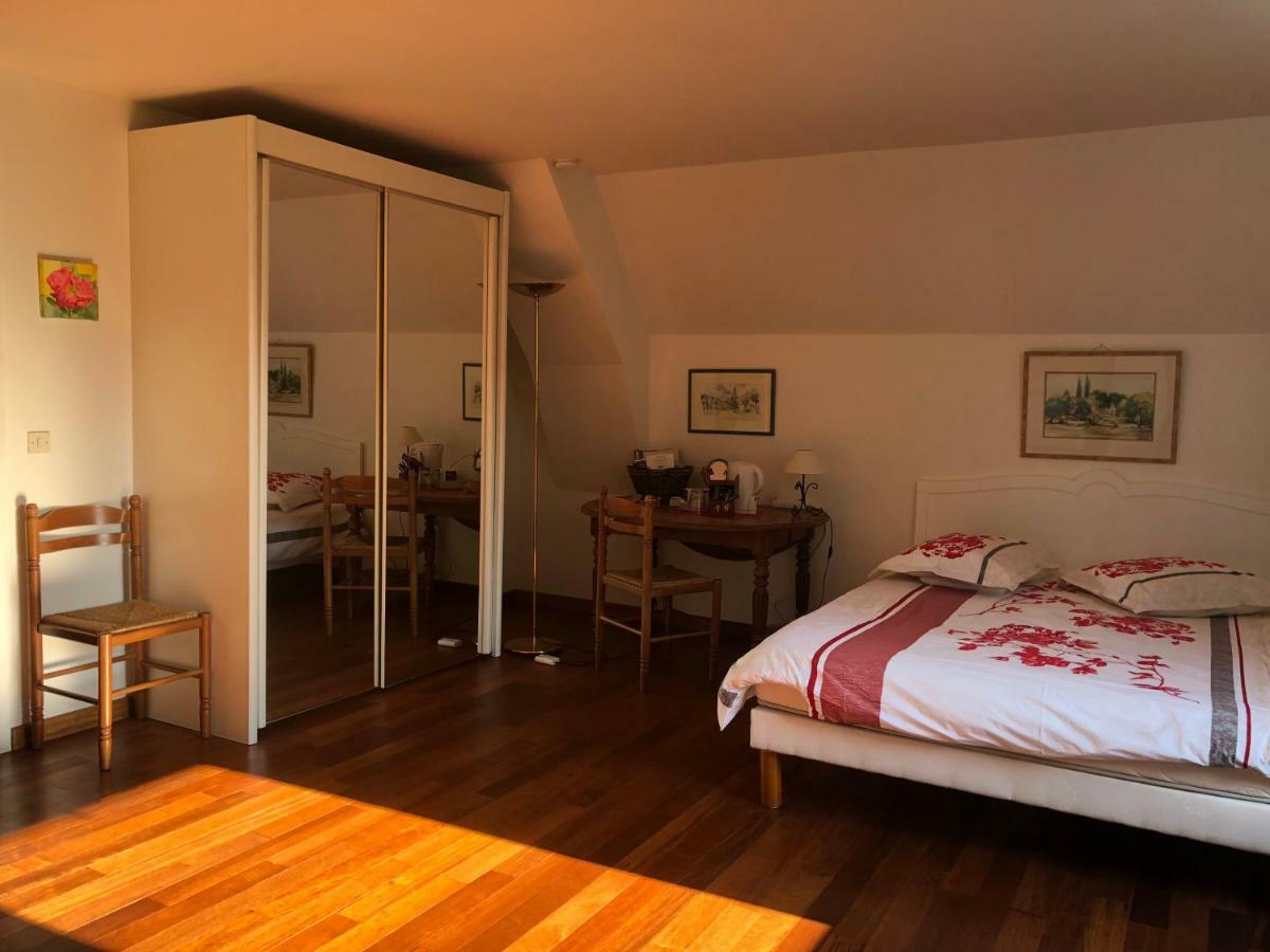 Bed and Breakfast Les Hibiscus Maisons-Laffitte Exteriér fotografie
