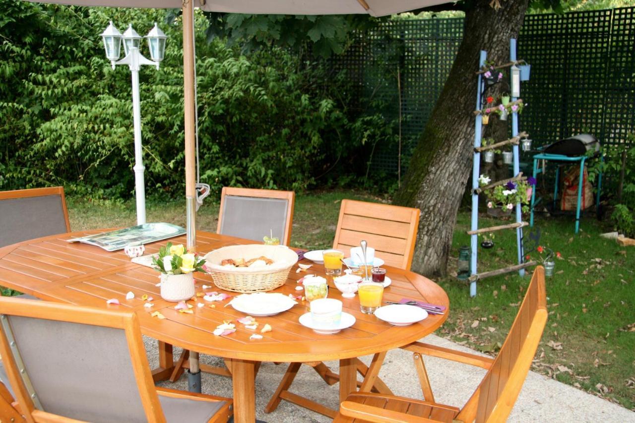 Bed and Breakfast Les Hibiscus Maisons-Laffitte Exteriér fotografie